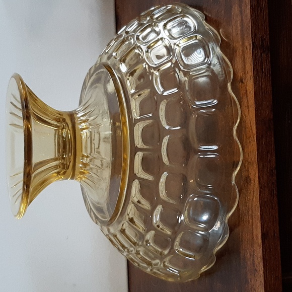 Vintage Yellow Federal Glass Yorktown Colonial Pressed Glass Cubed Compo… - Picture 5 of 12